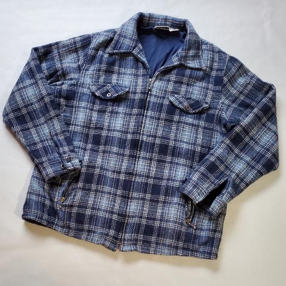 zip up flannel jacket